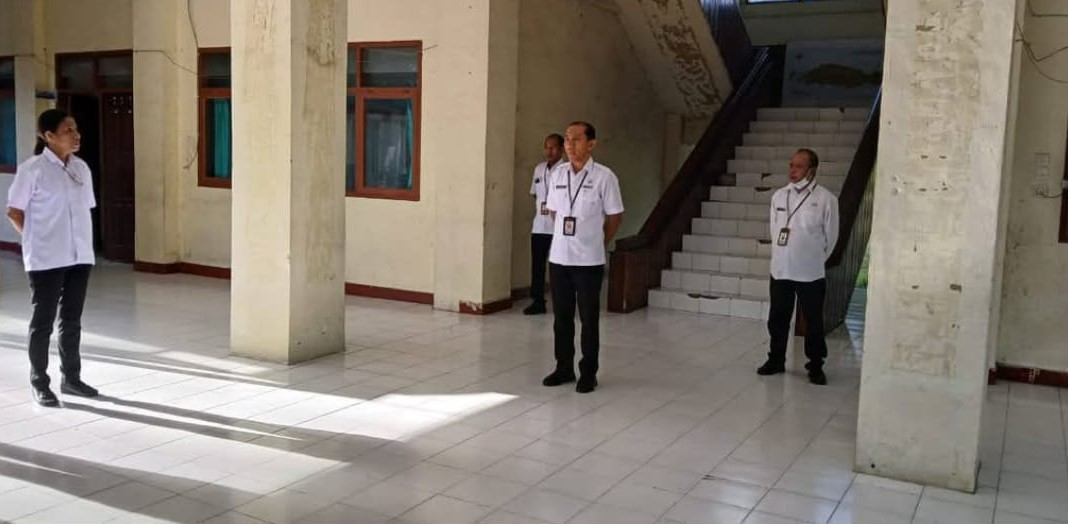 Pimpin Apel Bersama ASN Dinas Kebudayaan dan Pariwisata kabupaten Sikka, Sekda Sikka : Tetap Rendah Hati Dalam Tugas 