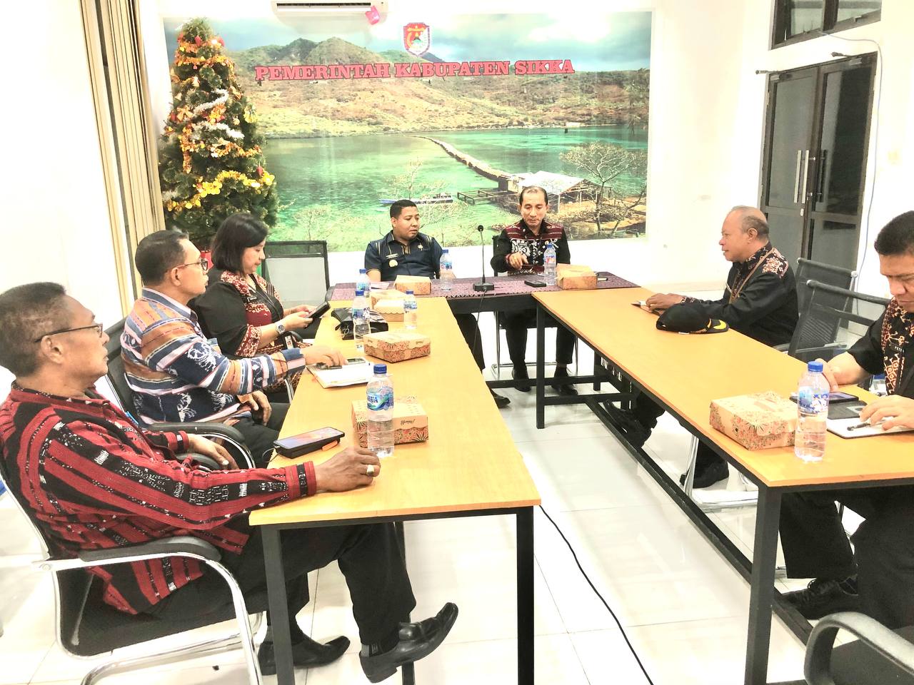 Bupati Sikka : Rapat Koordinasi Terbatas Bersama Pimpinan OPD 