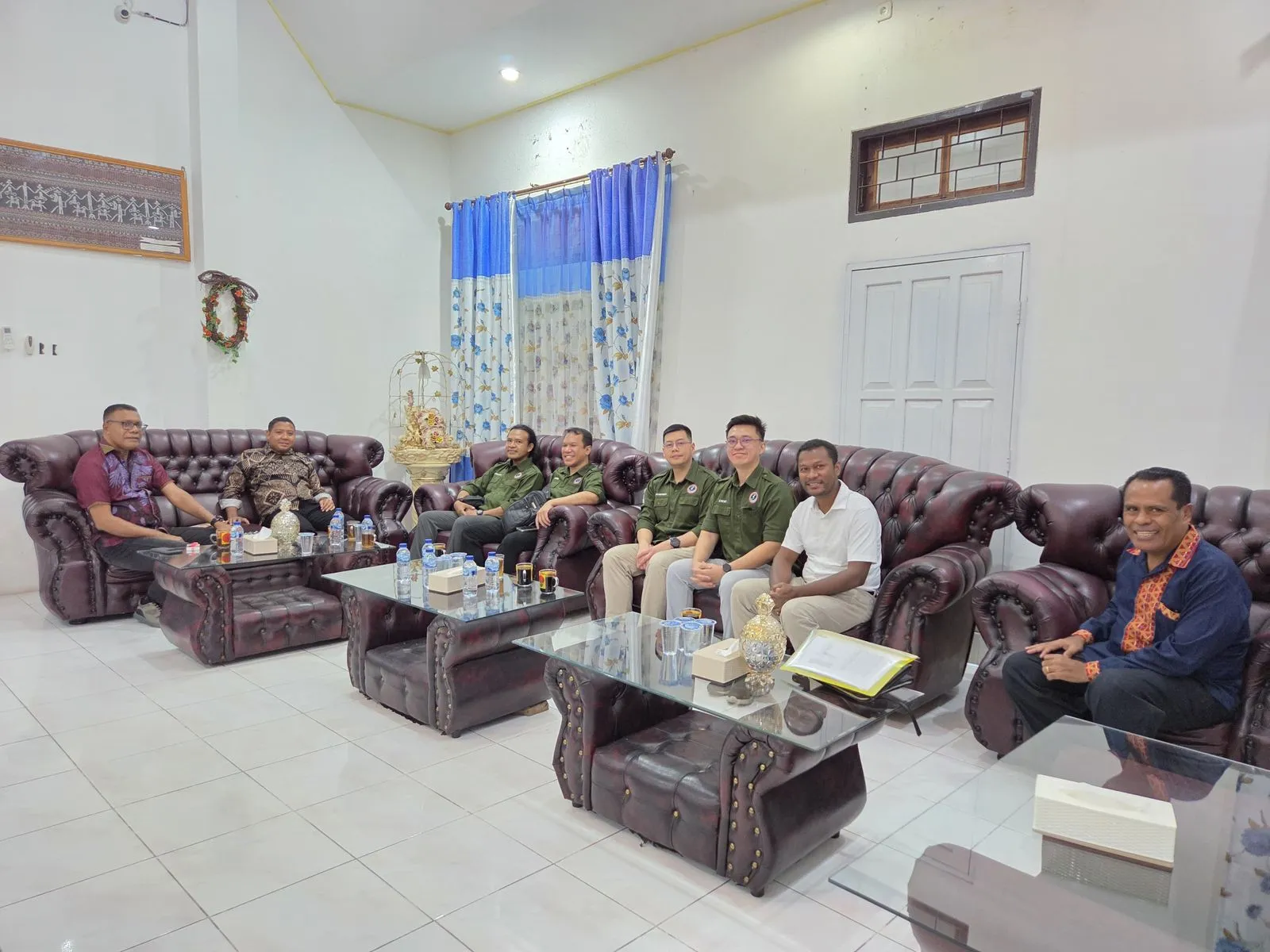 Bersepakat di Rumah Jabatan, Dokter Anestesi Kembali Bertugas – Bupati dan Wakil Bupati Sikka Laporkan Langsung kepada Gubernur