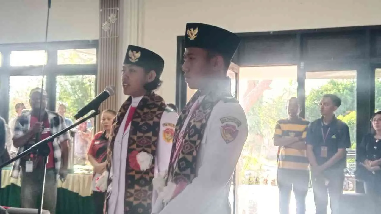 Anggota Paskibra Nasional dan Provinsi Asal Kabupaten Sikka Tiba di Maumere 