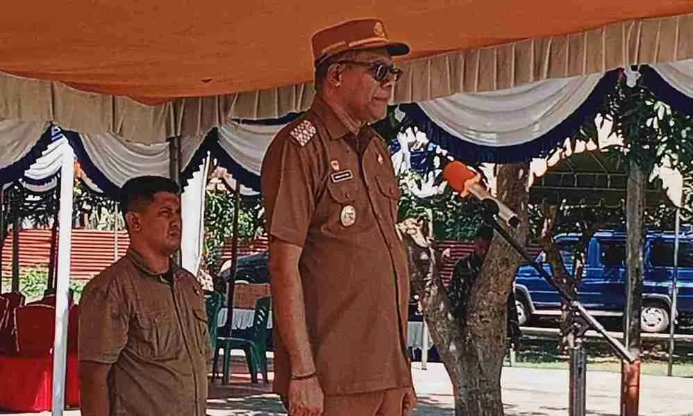 Pimpin Apel Perayaan HUT PGRI ke- 80, Wakil Bupati Sikka : Guru Adalah Agen Pembelajaran dan Peradaban