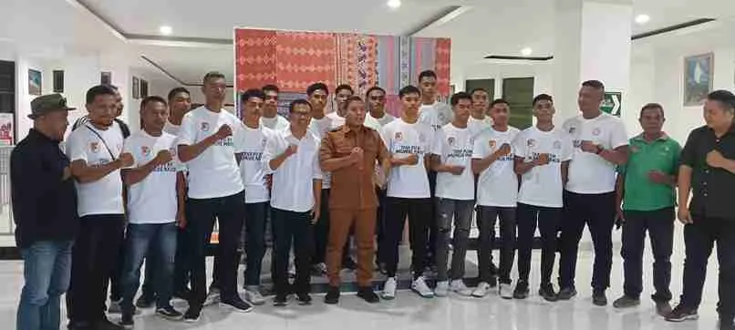 Bupati Sikka Lepas Kontingen Voli Putra ke Ajang Ben Boy Cup I di Kupang