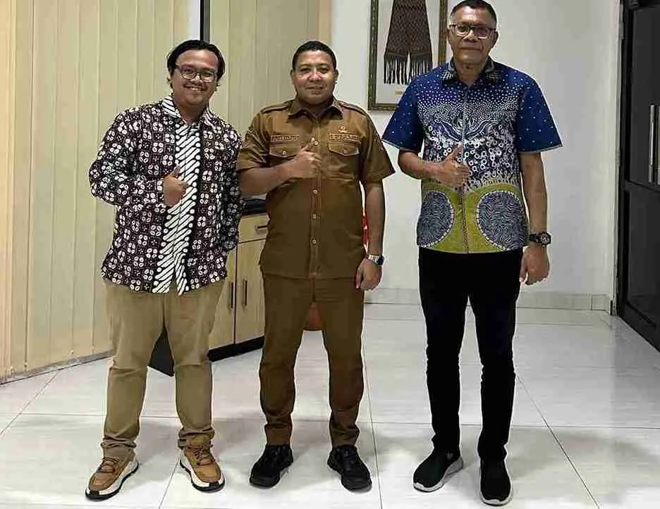 Bupati dan Wabup Sikka Terima Dokter UGM, Tegaskan Komitmen Atasi Persoalan Kesehatan di Kabupaten Sikka