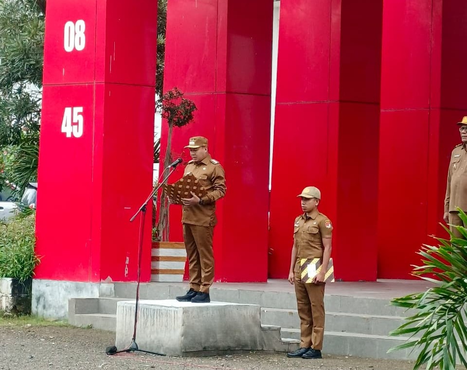 Bupati Sikka Launching Penerapan Aplikasi SRIKANDI dan Pimpin Apel Kekuatan ASN