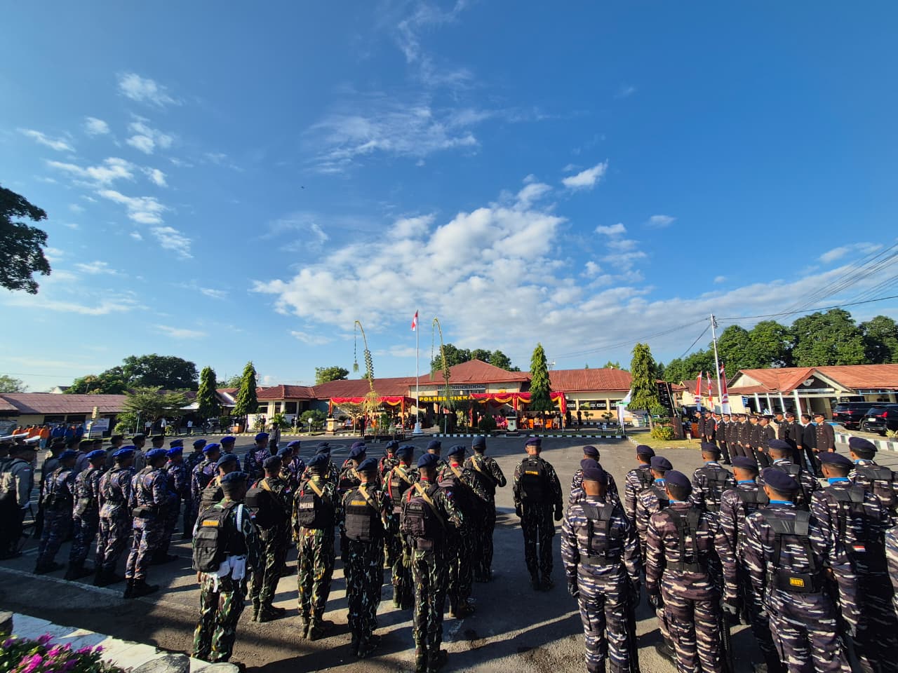 Polres Sikka Apresiasi Personel Berprestasi dan Pengabdian Purna Bakti 