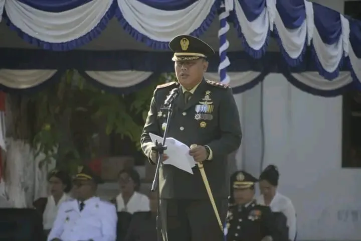 Dandim 1603/Sikka Pimpin Upacara HUT ke - 81 TNI, Perkuat Soliditas dan Sinergi TNI - Polri